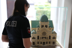 Polizei, Synagoge