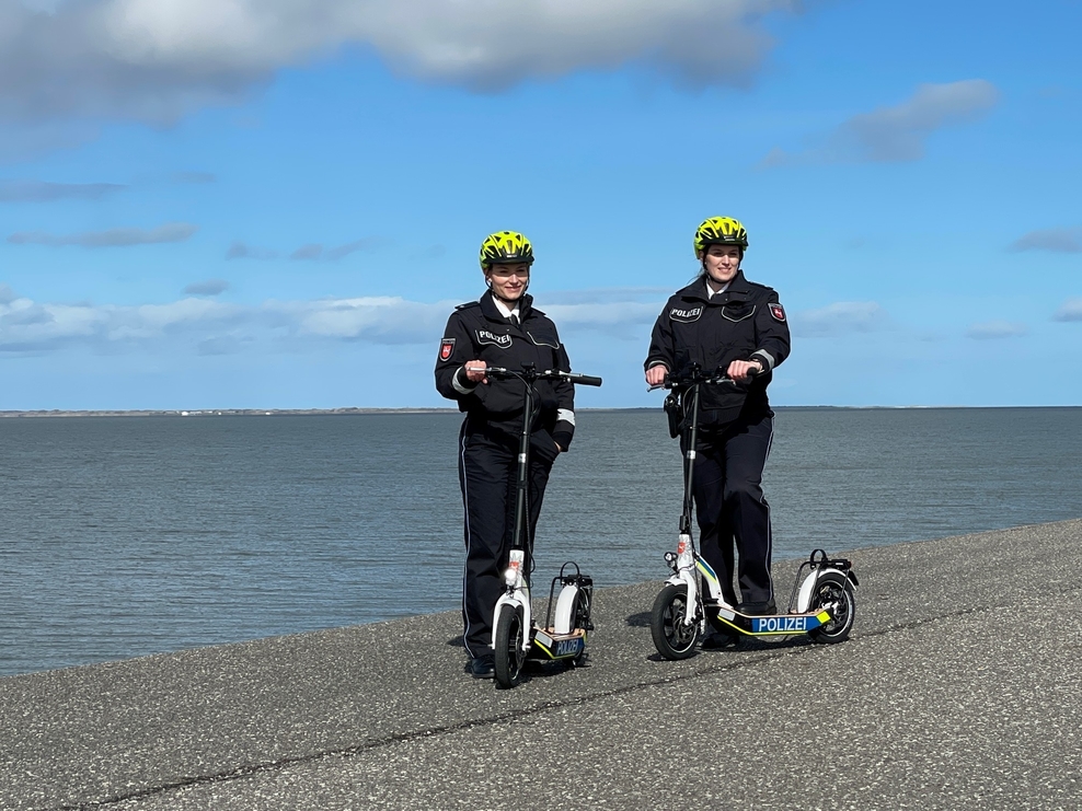 Polizei-E-Scooter, Elektroscooter, Norderney, Elektrofahrzeuge